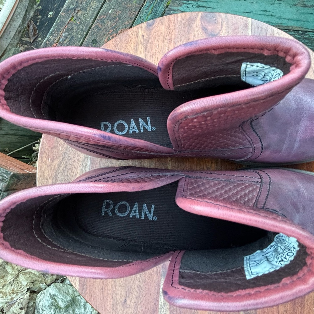Roan Size 9.5 Women's Leather Ankle Boots. Very Soft Leather! - Picture 7 of 10